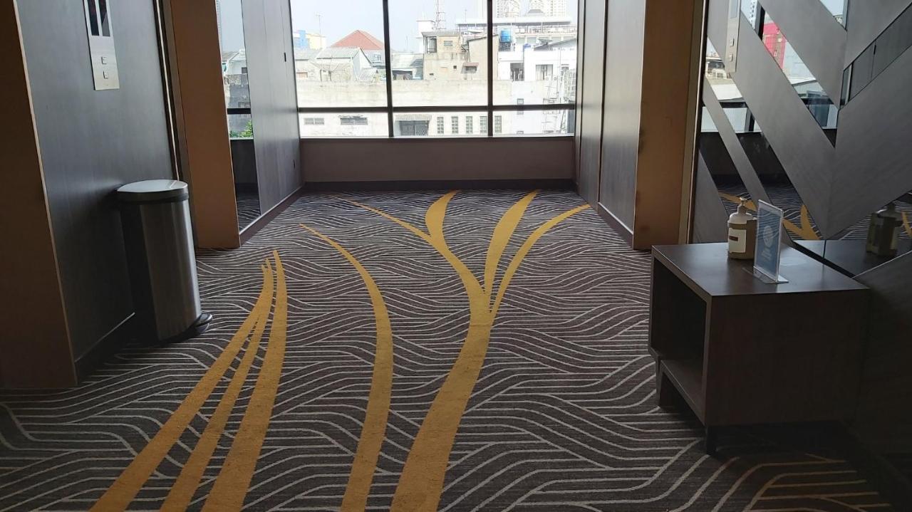 Luminor Hotel Jakarta Kota By Wh Экстерьер фото