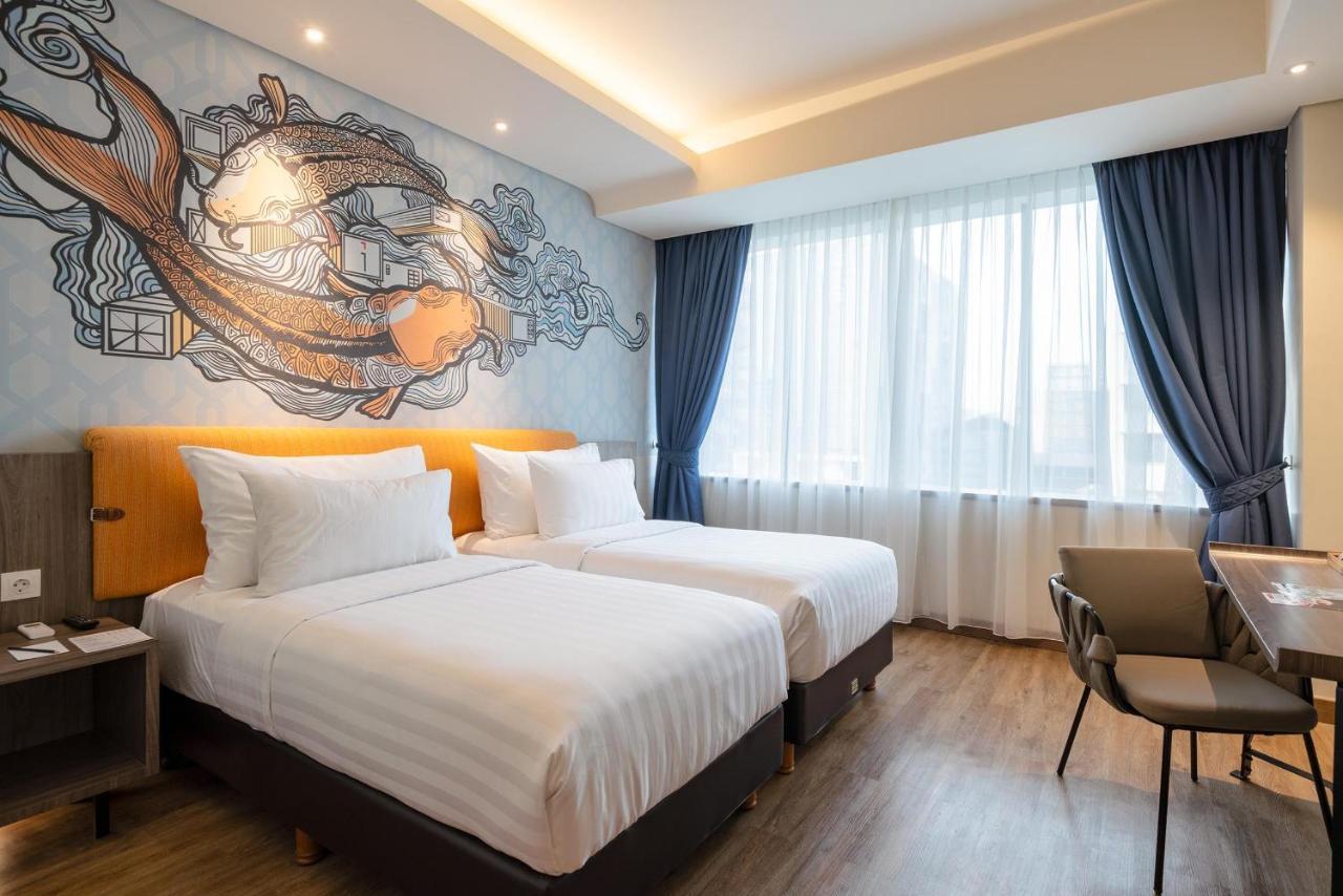 Luminor Hotel Jakarta Kota By Wh Экстерьер фото