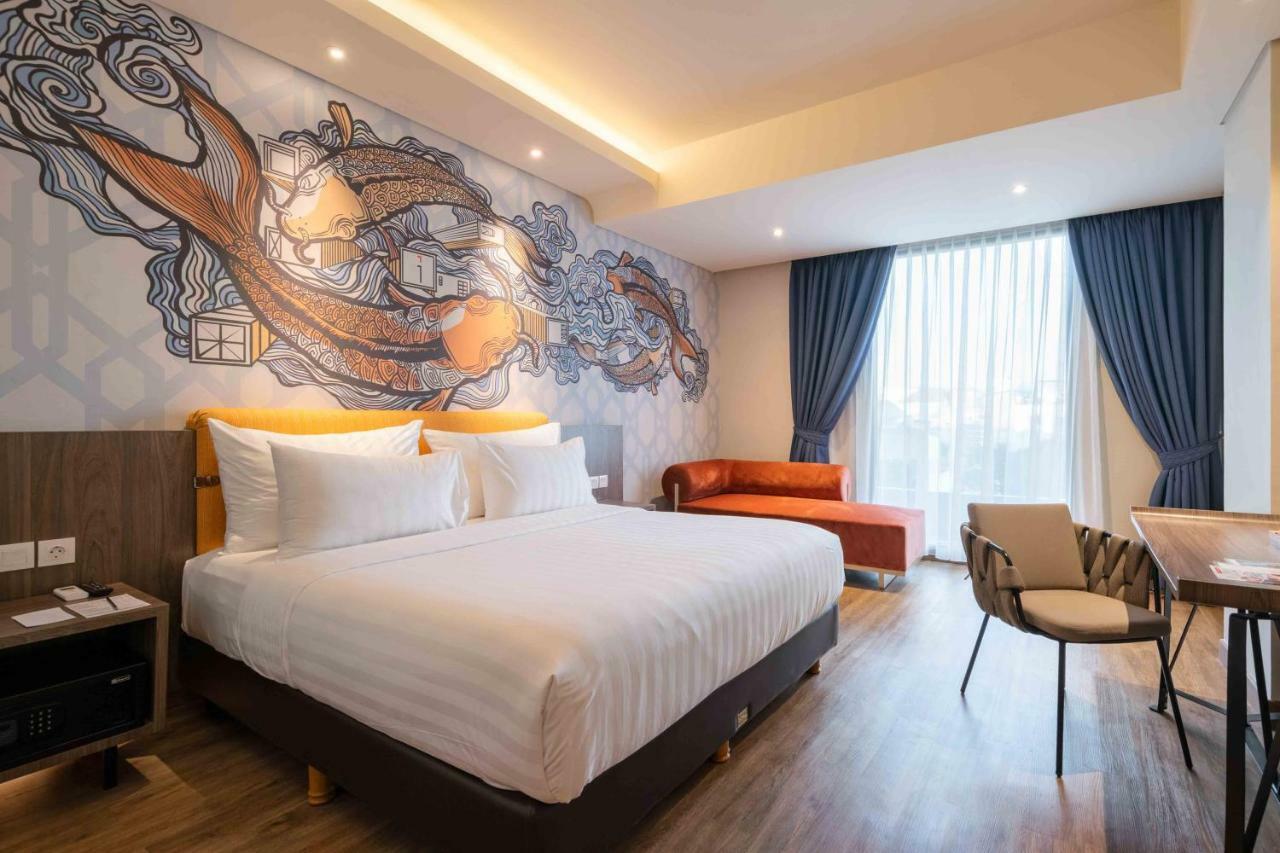 Luminor Hotel Jakarta Kota By Wh Экстерьер фото