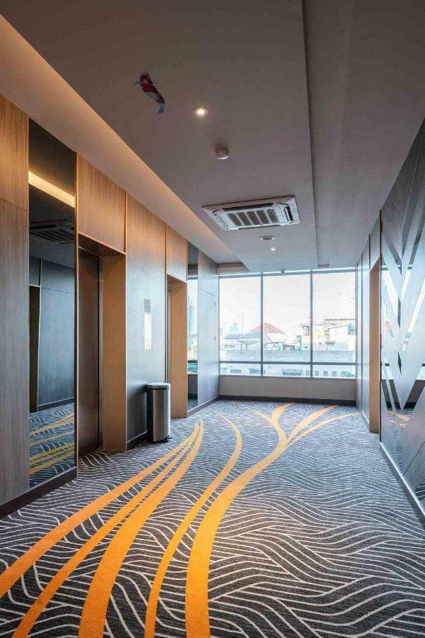 Luminor Hotel Jakarta Kota By Wh Экстерьер фото