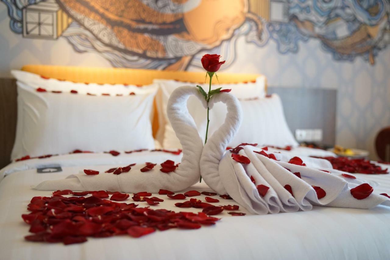 Luminor Hotel Jakarta Kota By Wh Экстерьер фото