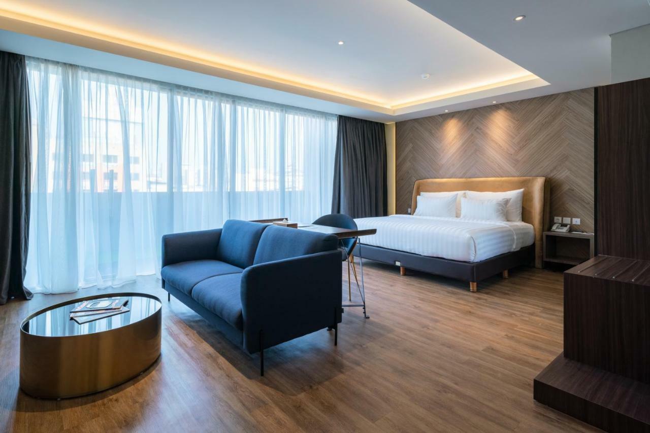 Luminor Hotel Jakarta Kota By Wh Экстерьер фото
