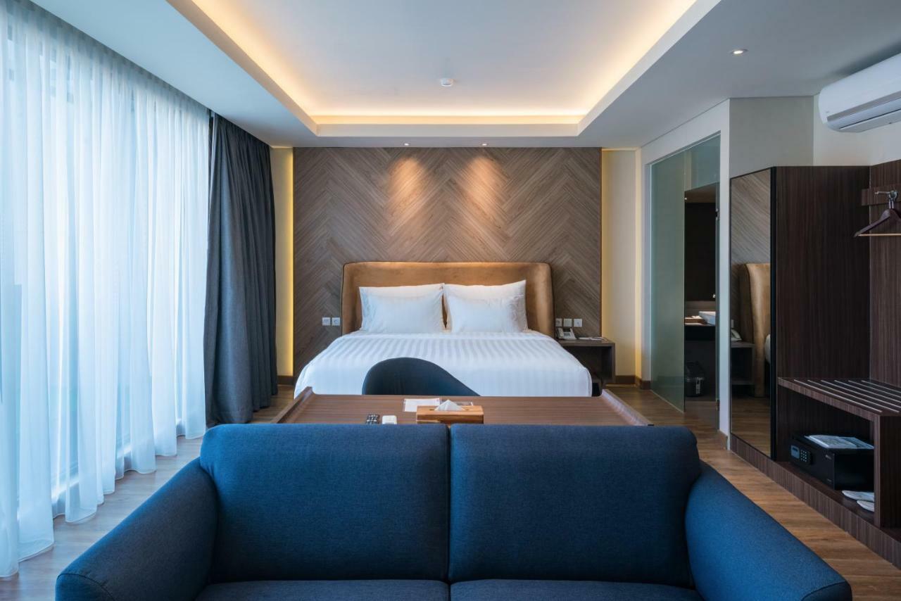 Luminor Hotel Jakarta Kota By Wh Экстерьер фото